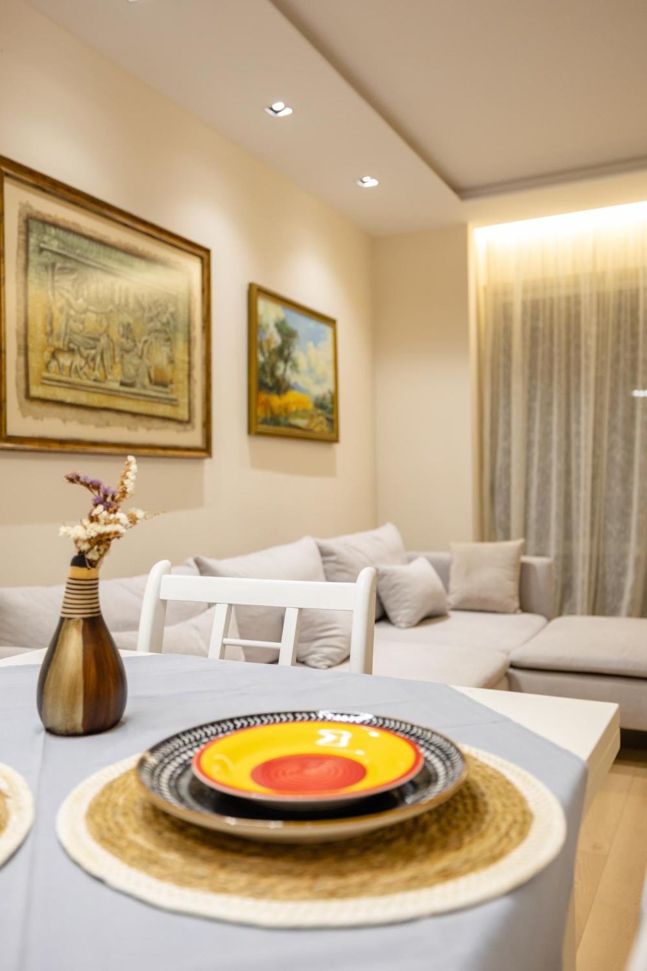 Luxury Center Observatori Apartment Tirana Exterior photo