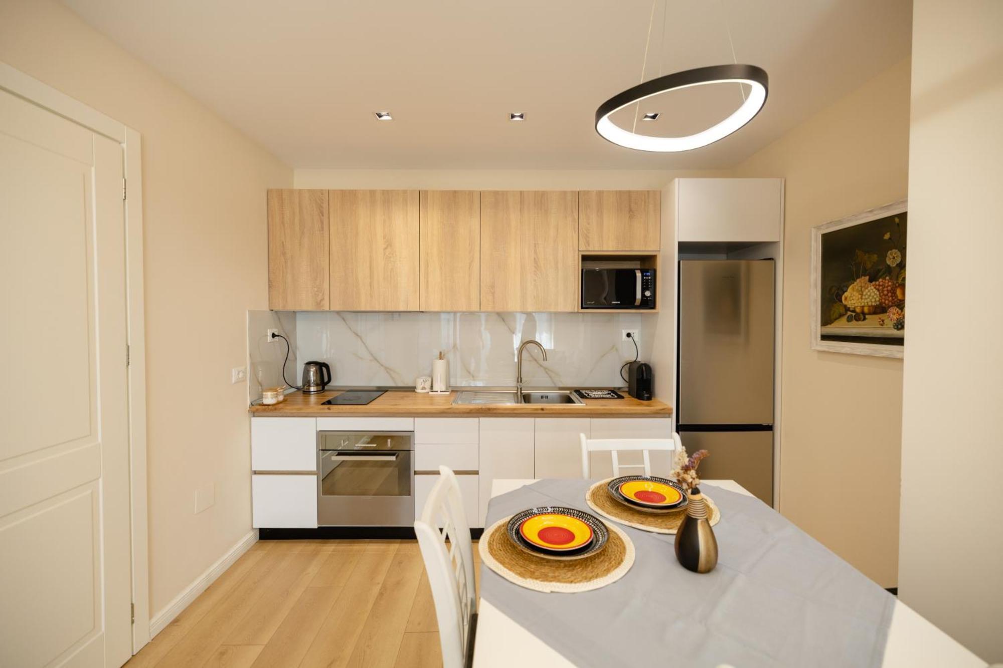 Luxury Center Observatori Apartment Tirana Exterior photo